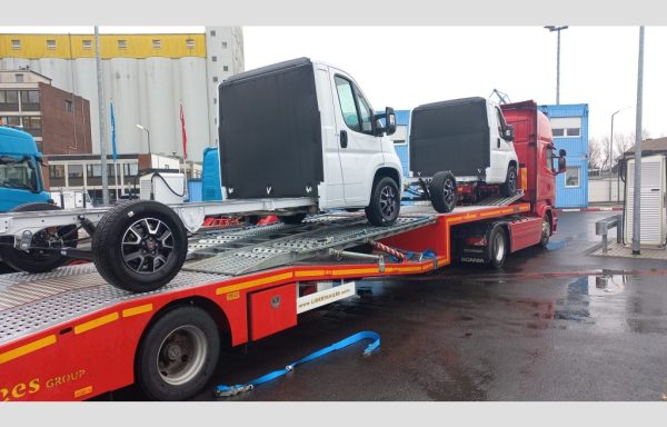 EINACHSIGER AUTOTRANSPORTER